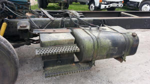945, International 4700 used fuel tank and battery box